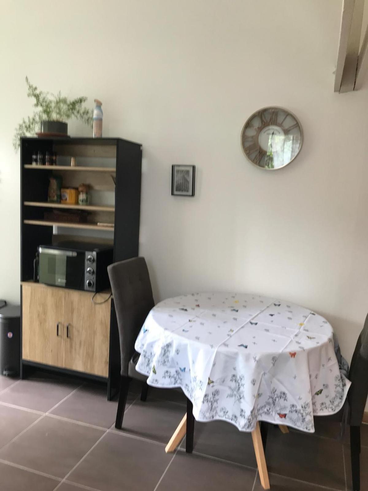 Maisonnette Au Calme Gennevilliers Kültér fotó